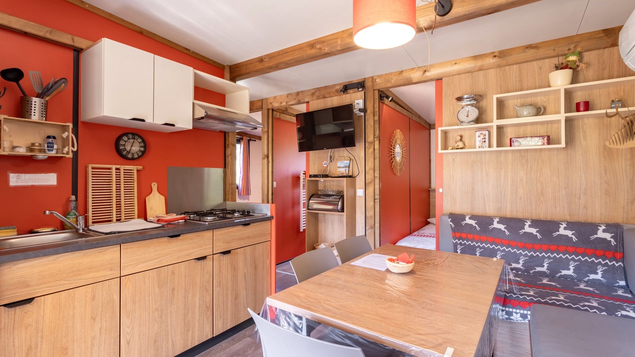 Photo of Kitchen in Rouffiac-des-Corbieres