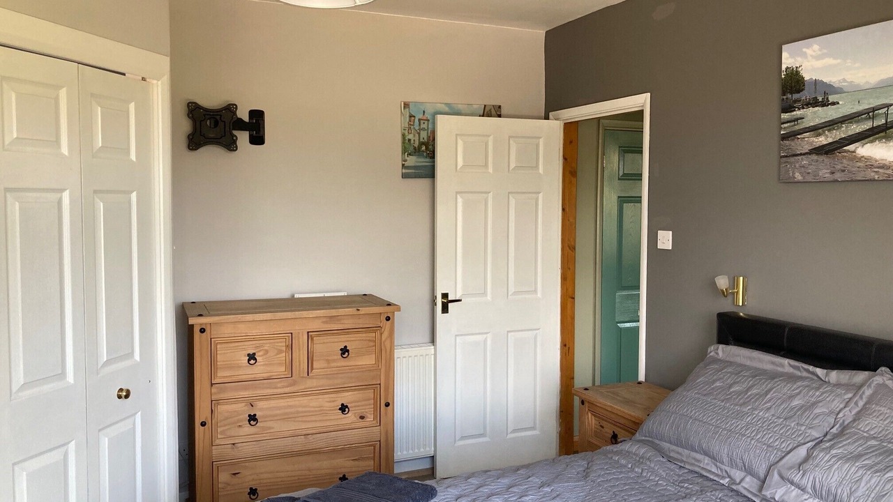 Photo of Bedroom in Holworth