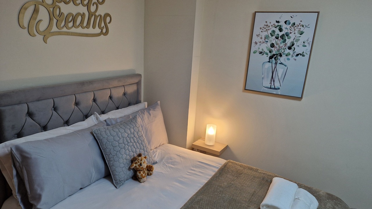 Photo of Bedroom in Cranford
