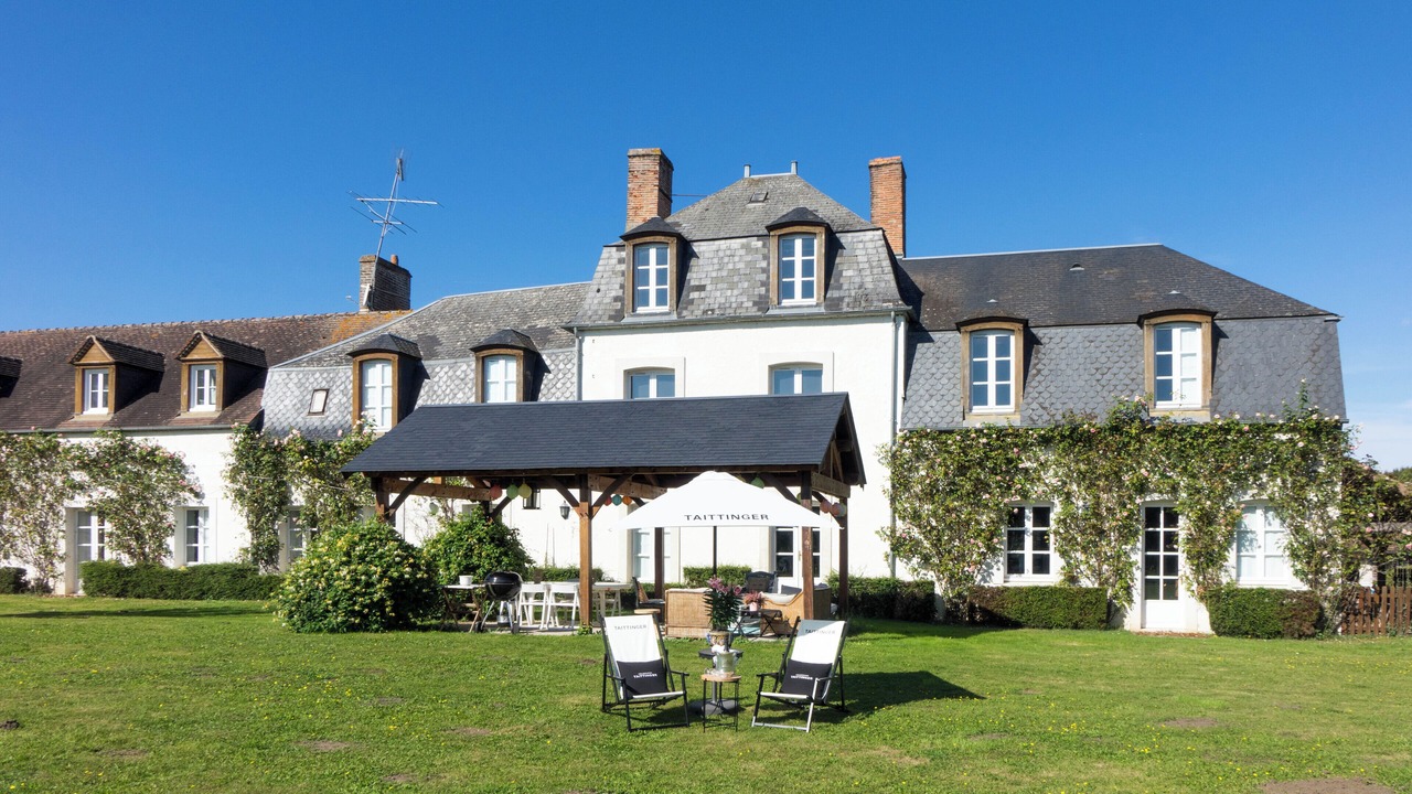 Photo of Outdoor in Paucourt