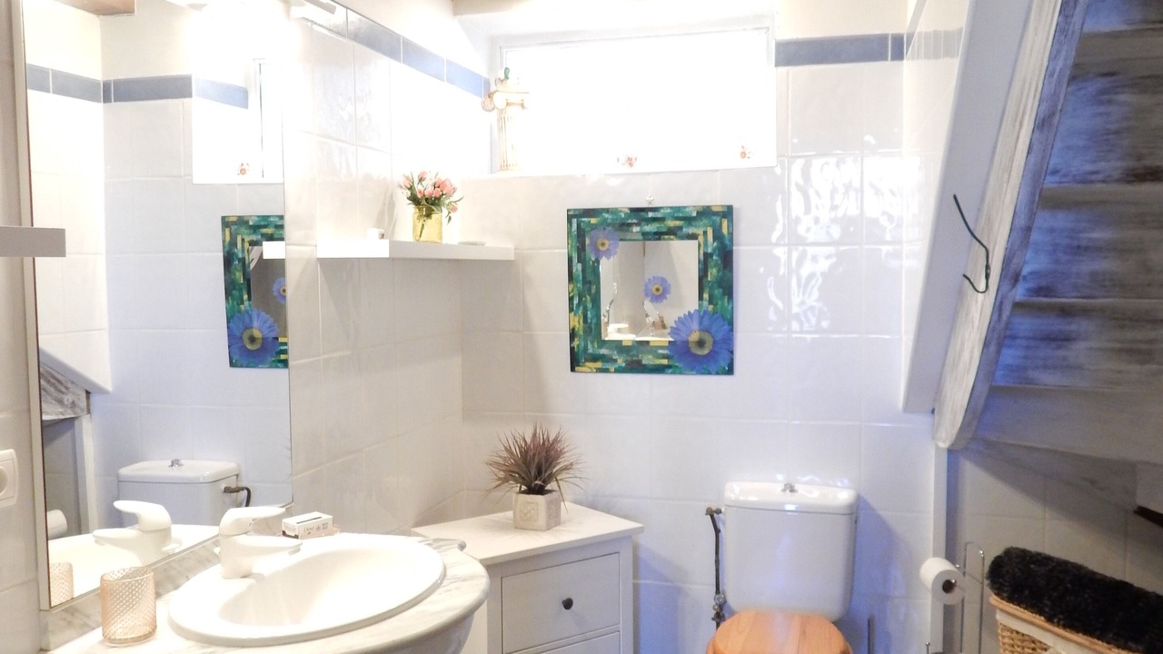 Photo of Bathroom in La Redorte