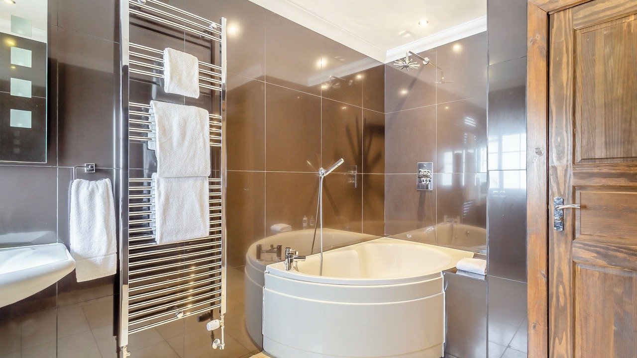 Photo of Bathroom in Kirkhill