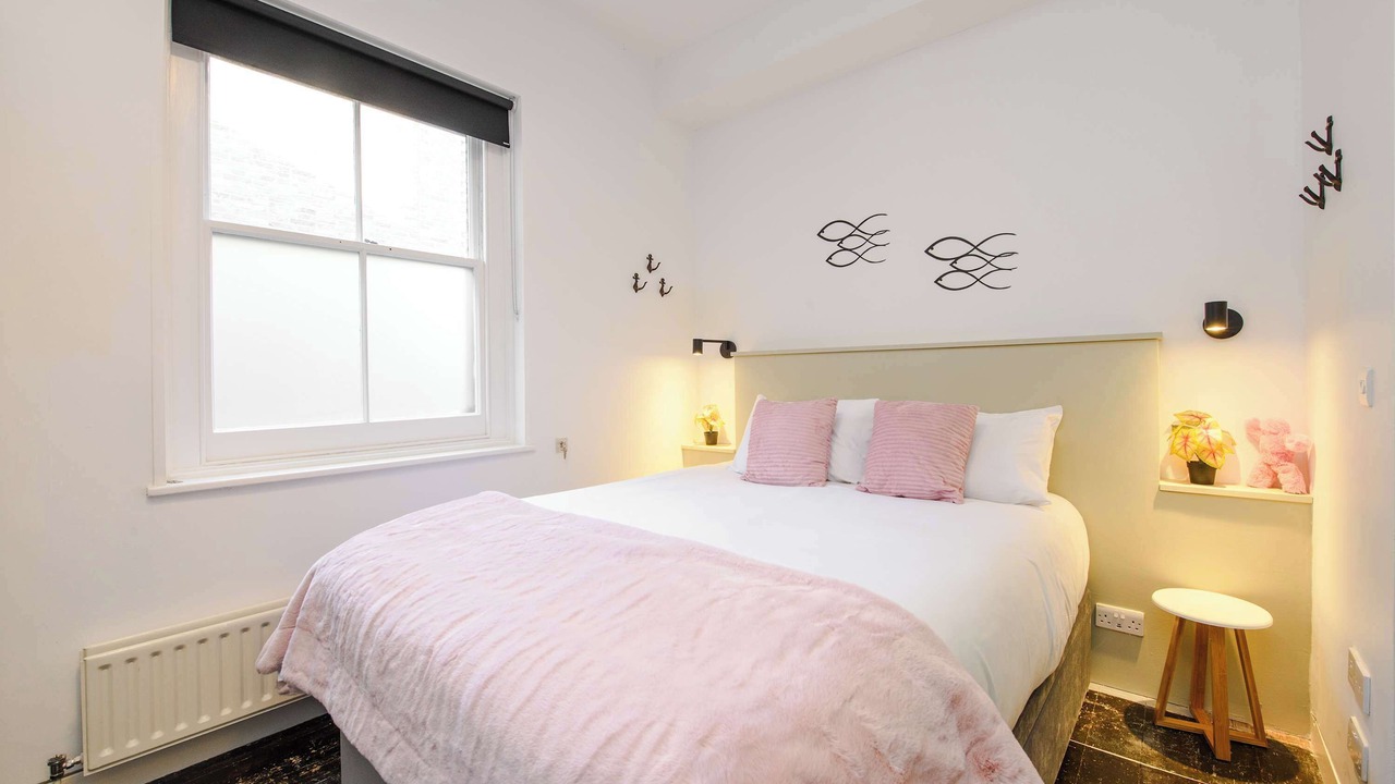 Photo of Bedroom in South Bank