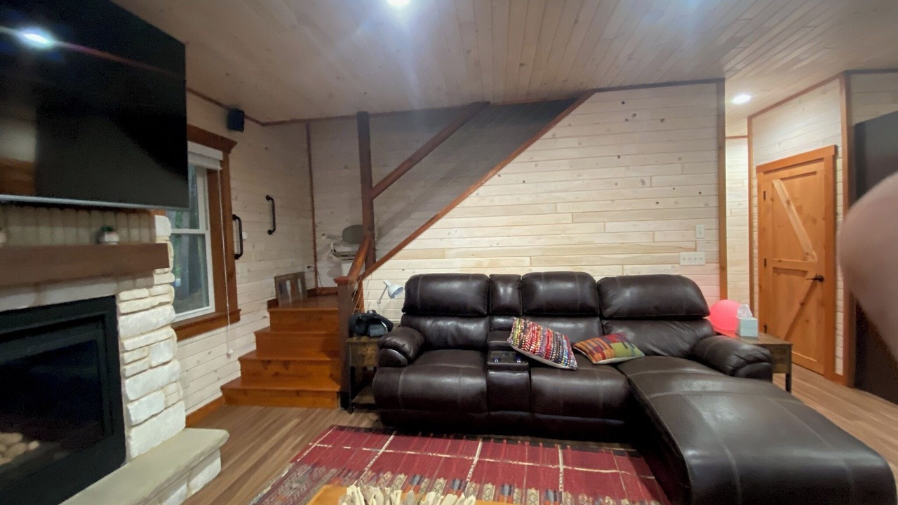 Photo of Livingroom in Hatley
