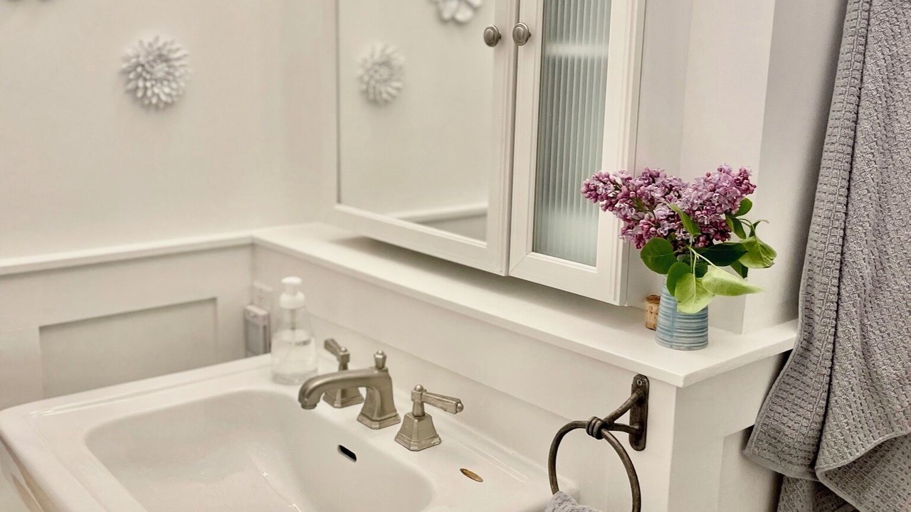 Photo of Bathroom in Point Roberts