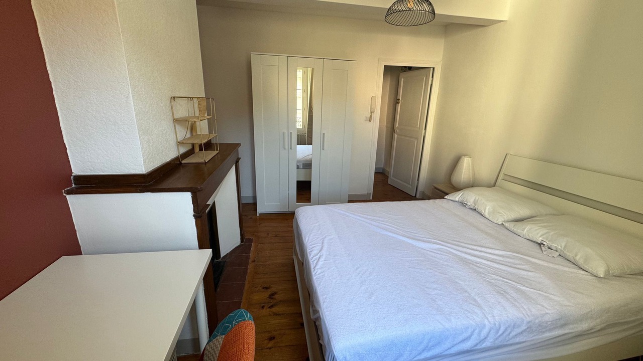 Photo of Bedroom in Foix
