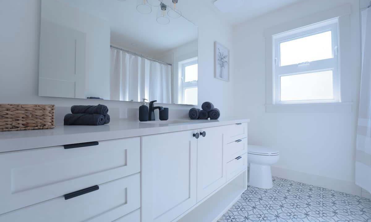 Photo of Bathroom in Willoughby