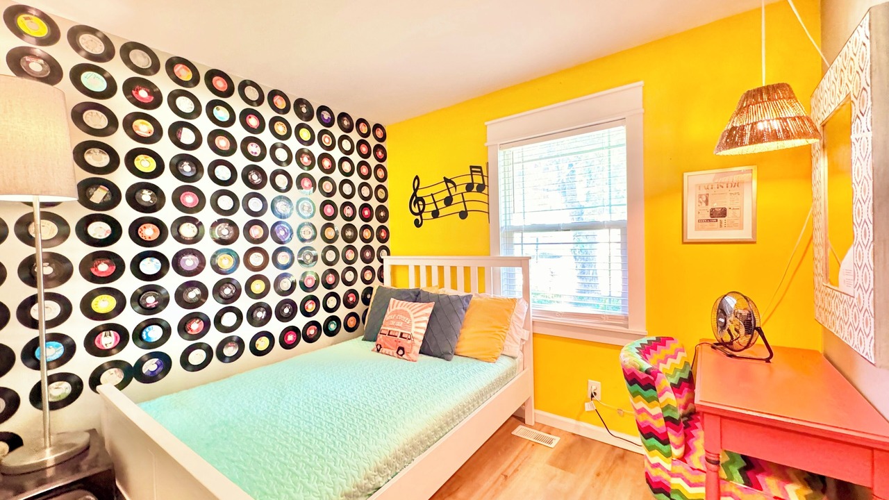Photo of Bedroom in Normal