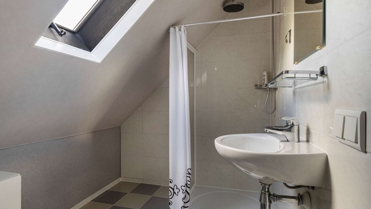 Photo of Bathroom in Tzummarum