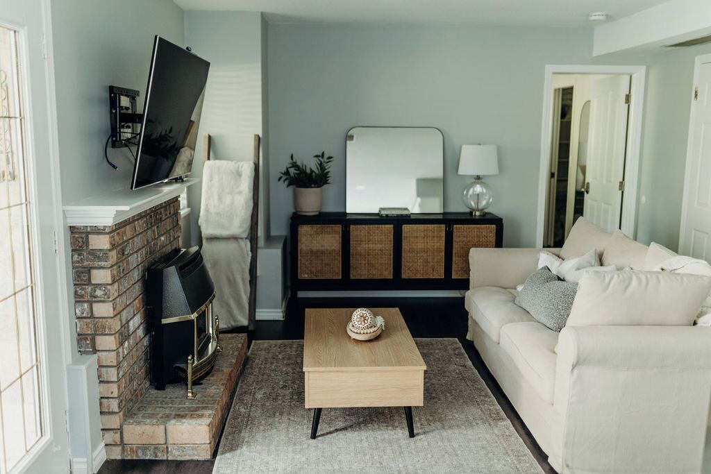 Photo of Livingroom in Upper Ten Oaks