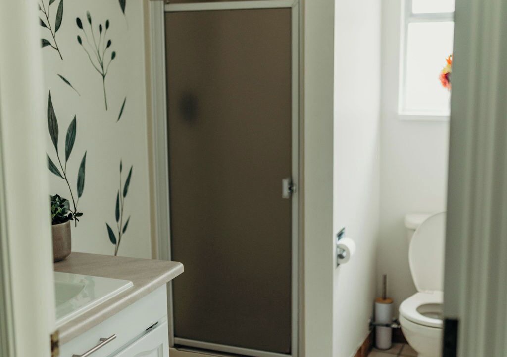 Photo of Bathroom in Upper Ten Oaks