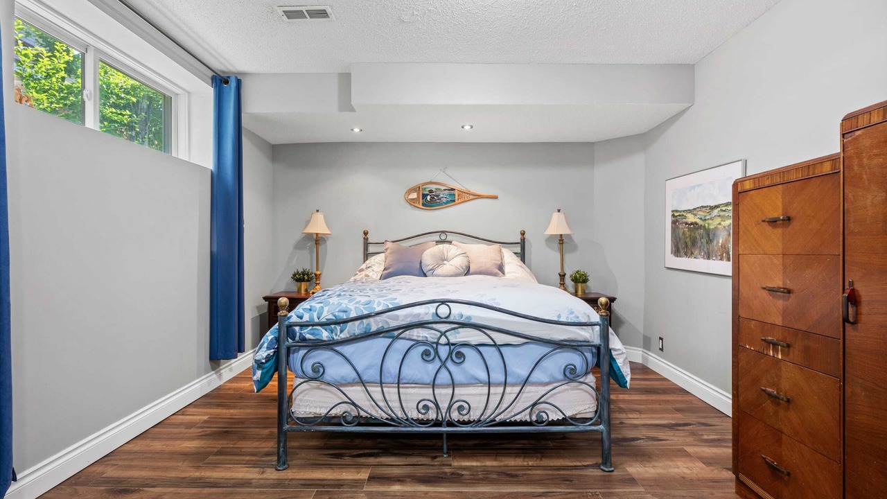 Photo of Bedroom in Okotoks