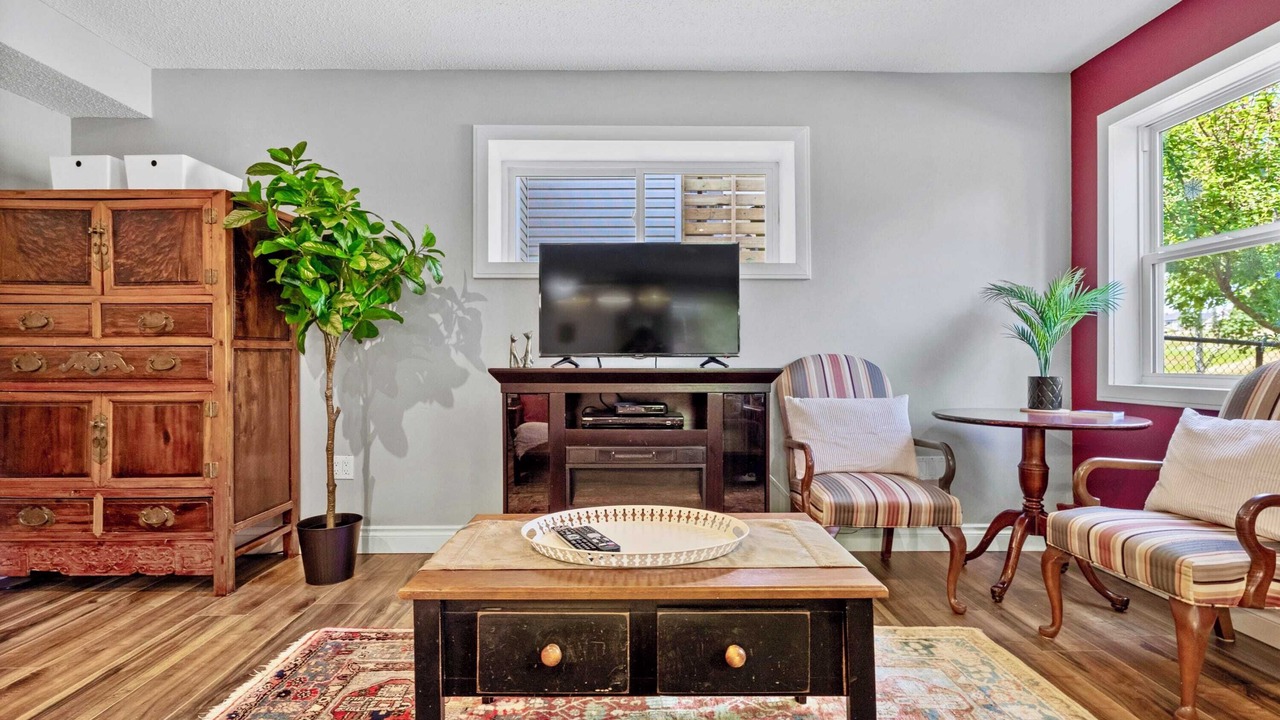 Photo of Livingroom in Okotoks