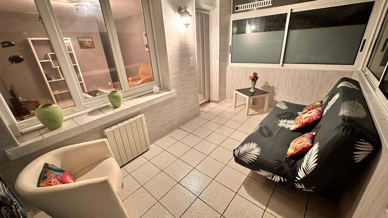 Photo of Livingroom in Brochon