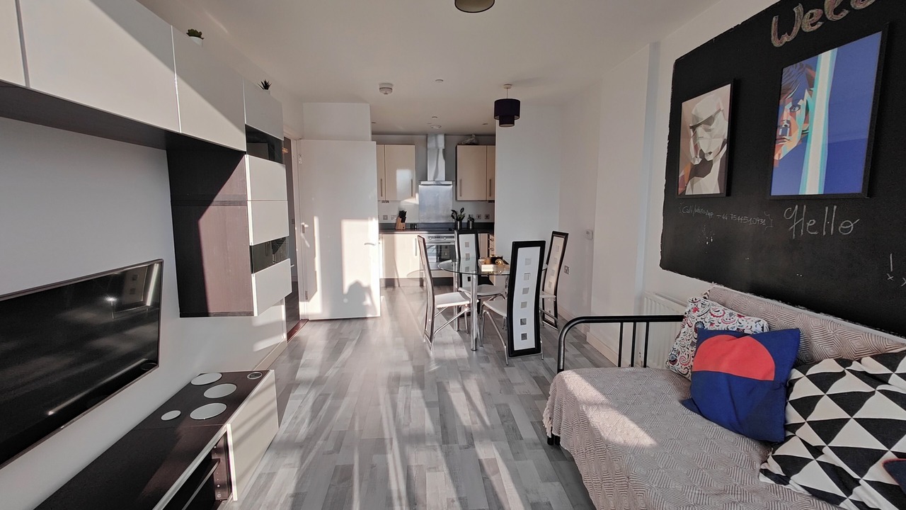 Photo of Livingroom in Stratford and New Town