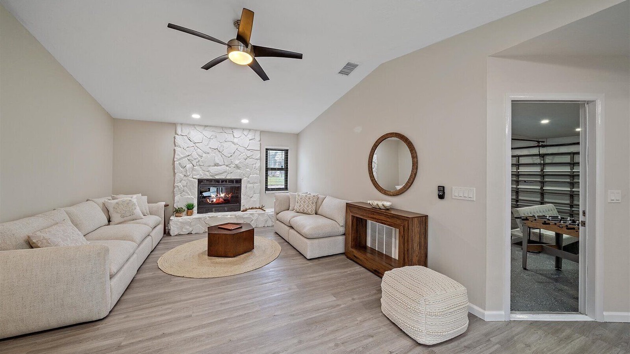 Photo of Livingroom in Whitfield