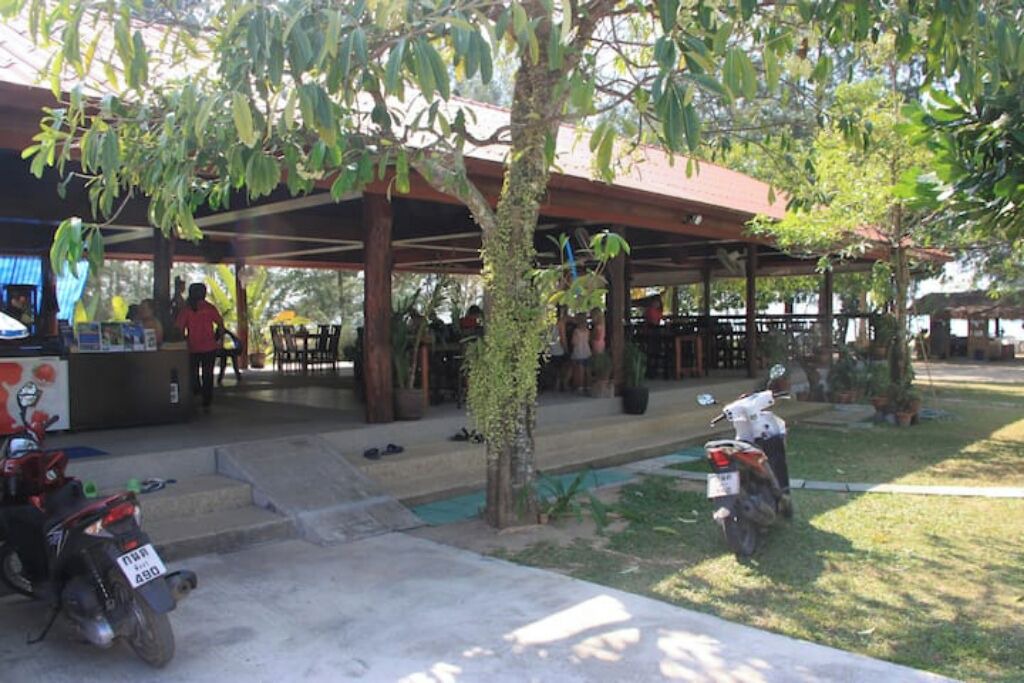 Photo of Others in Pong