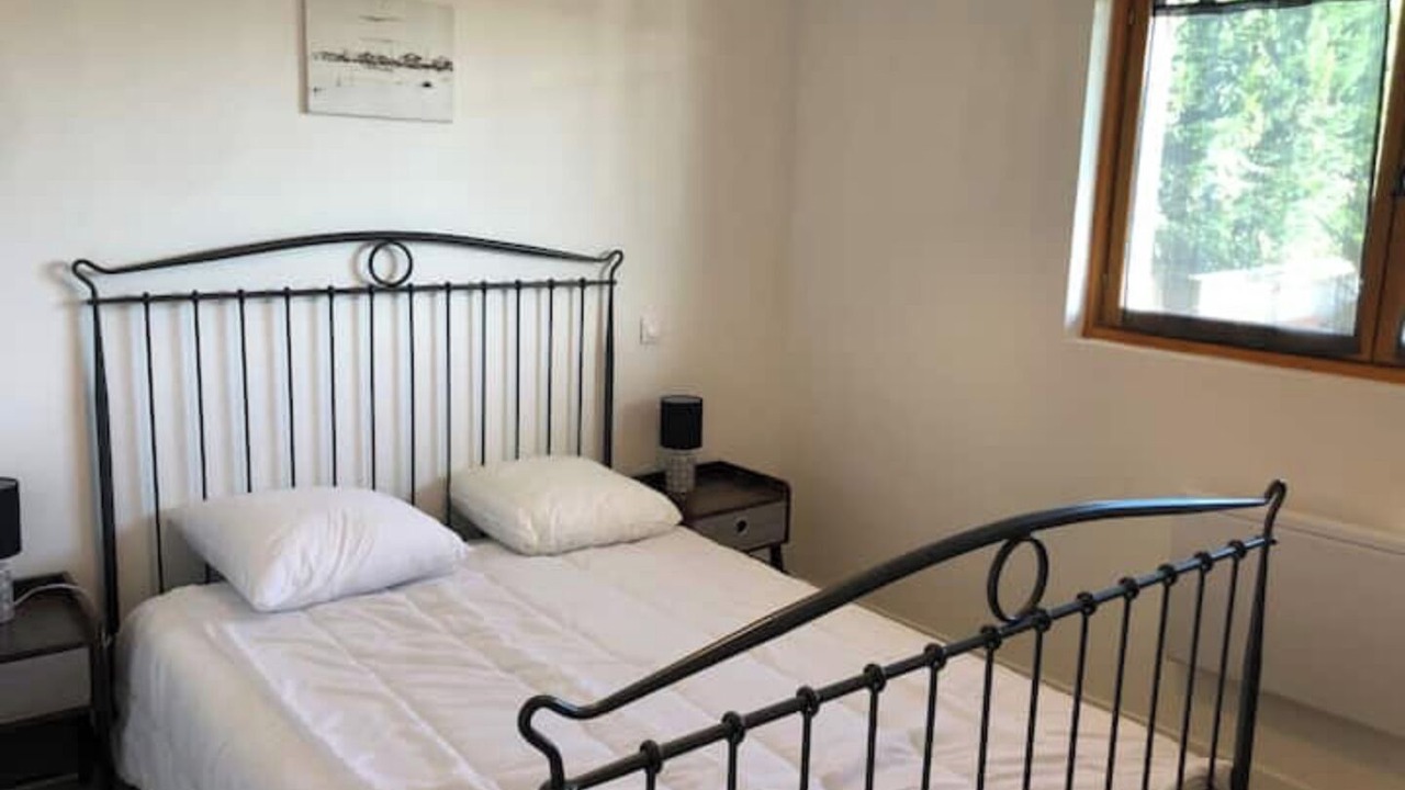 Photo of Bedroom in Saint-Emilion