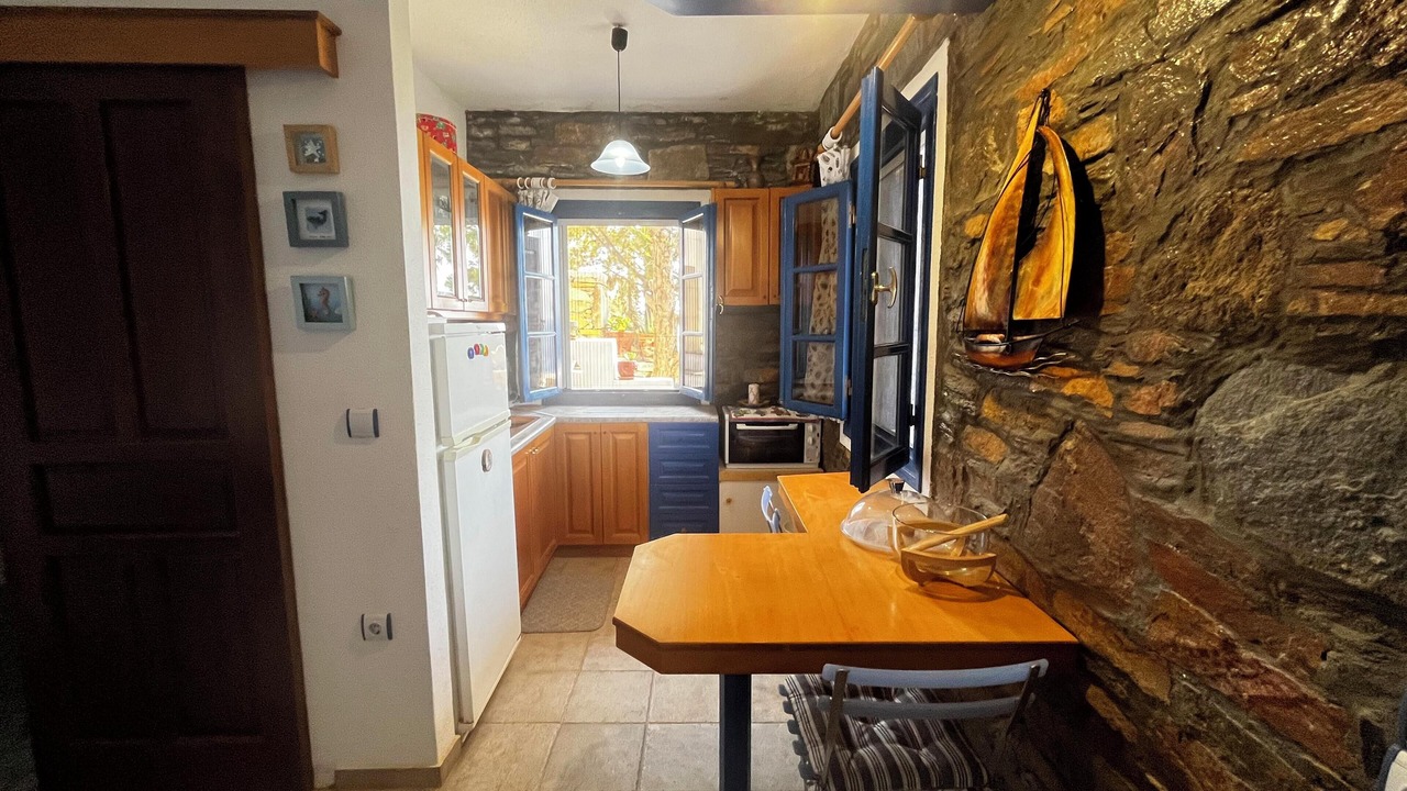 Photo of Kitchen in Kithnos