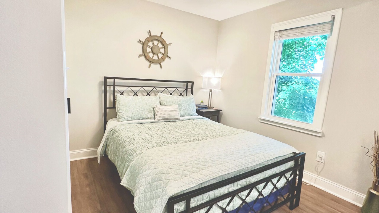 Photo of Bedroom in Brewers Hill