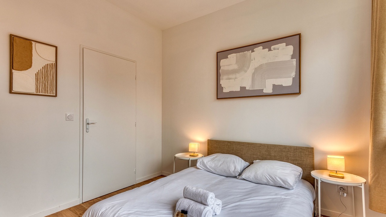 Photo of Bedroom in Oullins