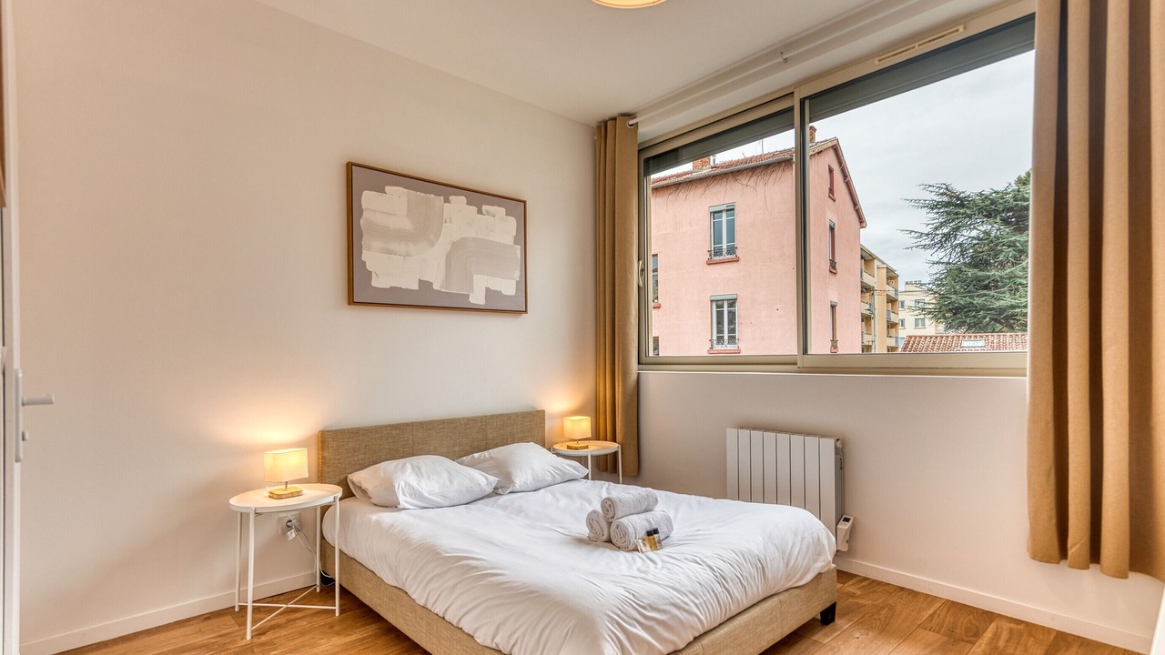 Photo of Bedroom in Oullins