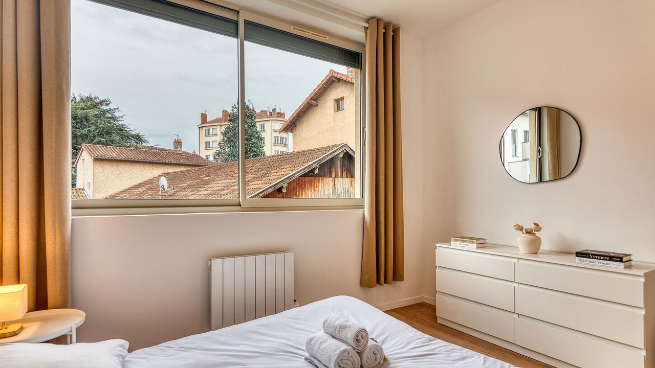 Photo of Bedroom in Oullins