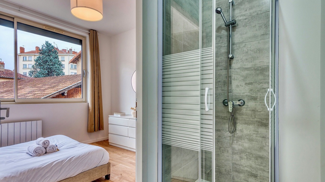 Photo of Bedroom in Oullins