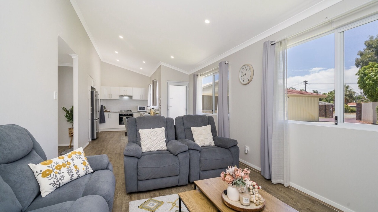 Photo of Livingroom in Thornlie