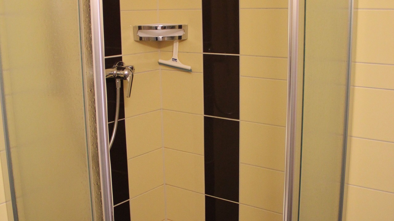 Photo of Bathroom in Sundlauenen