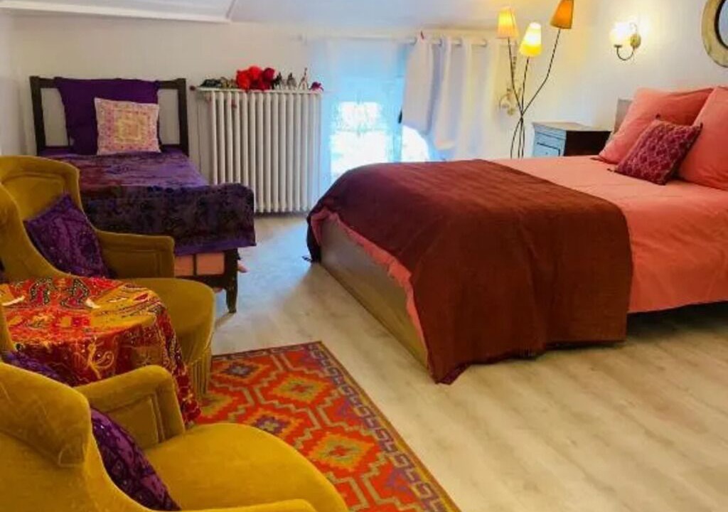Photo of Bedroom in Commarin