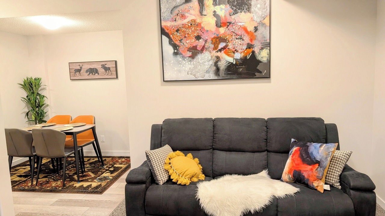 Photo of Livingroom in Airdrie