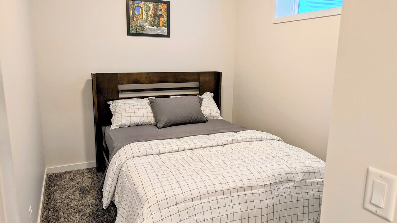 Photo of Bedroom in Airdrie