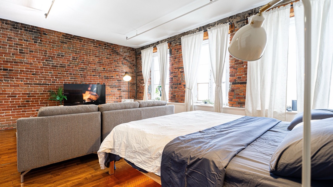 Photo of Bedroom in Old Montreal