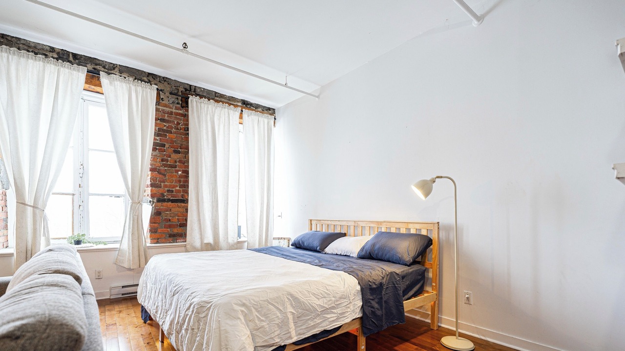 Photo of Bedroom in Old Montreal