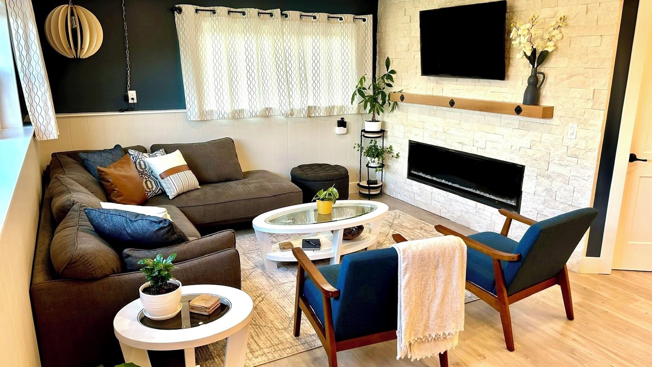 Photo of Livingroom in Chilliwack Proper Village West