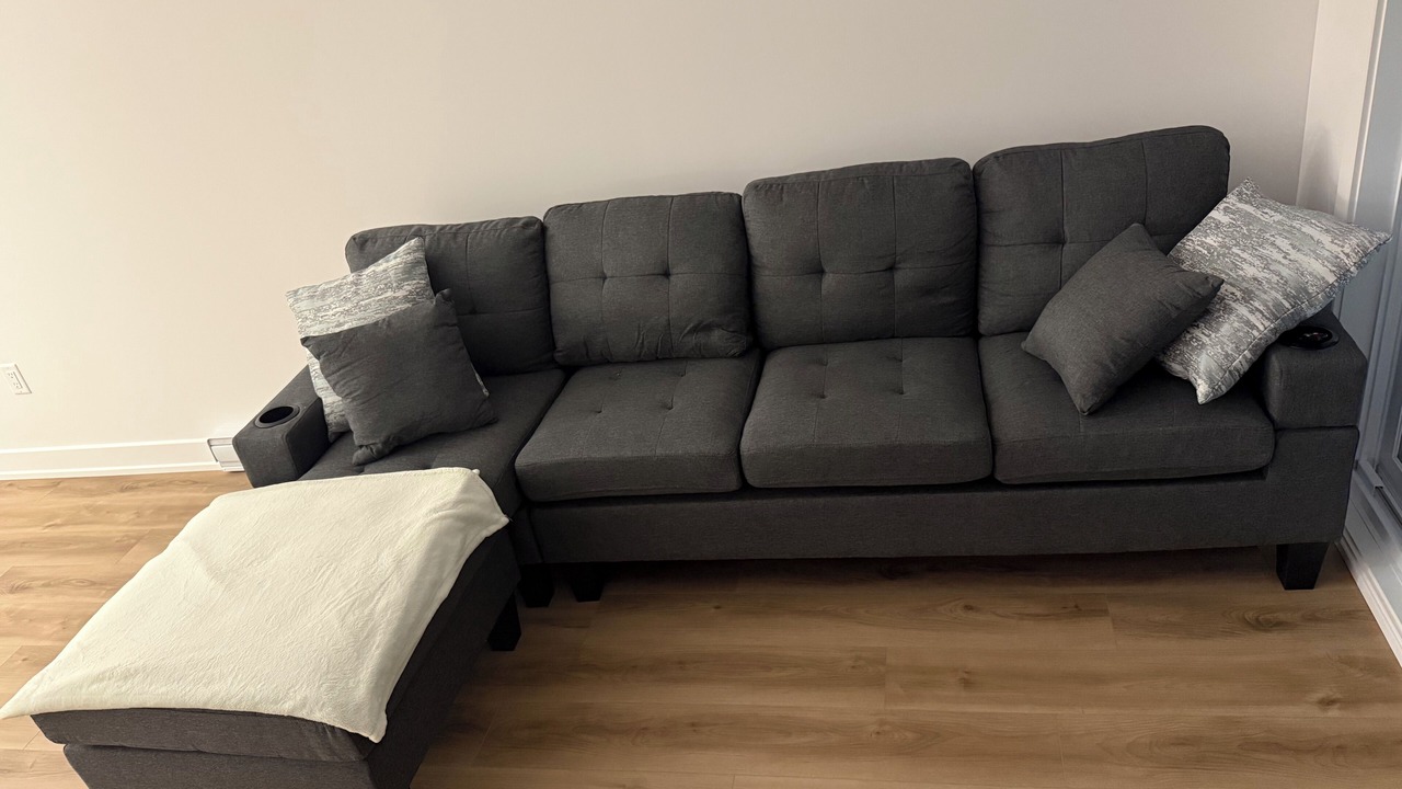Photo of Livingroom in Aylmer