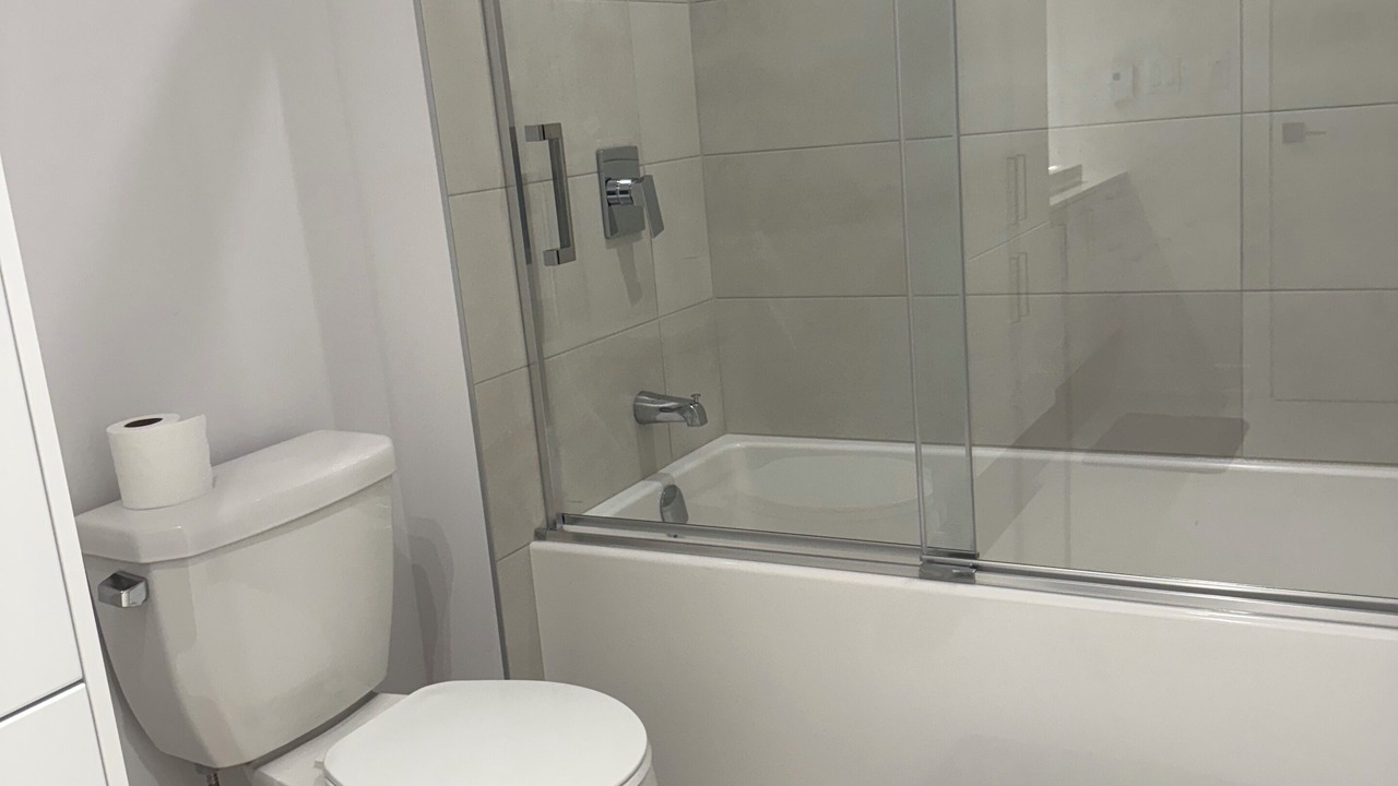 Photo of Bathroom in Aylmer