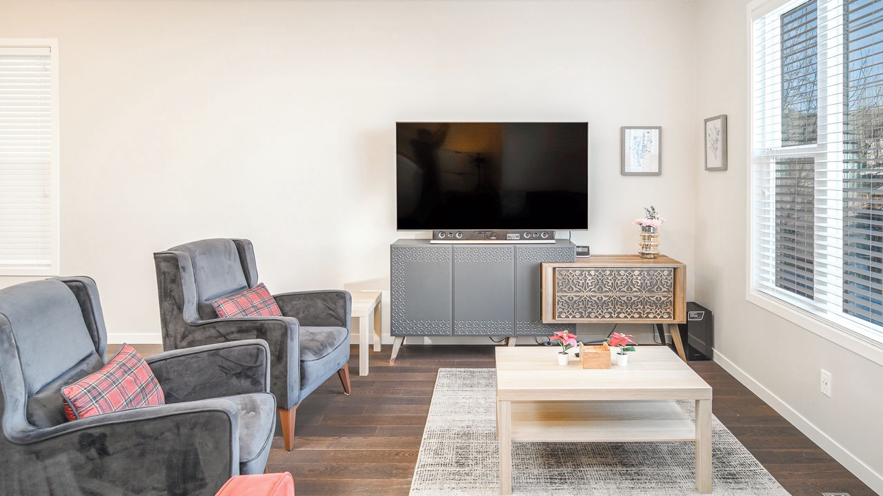 Photo of Livingroom in Southeast Calgary