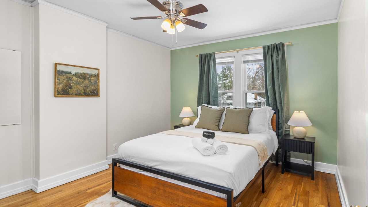 Photo of Bedroom in Royal Oak