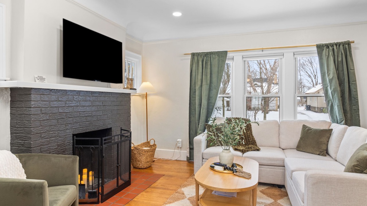 Photo of Livingroom in Royal Oak