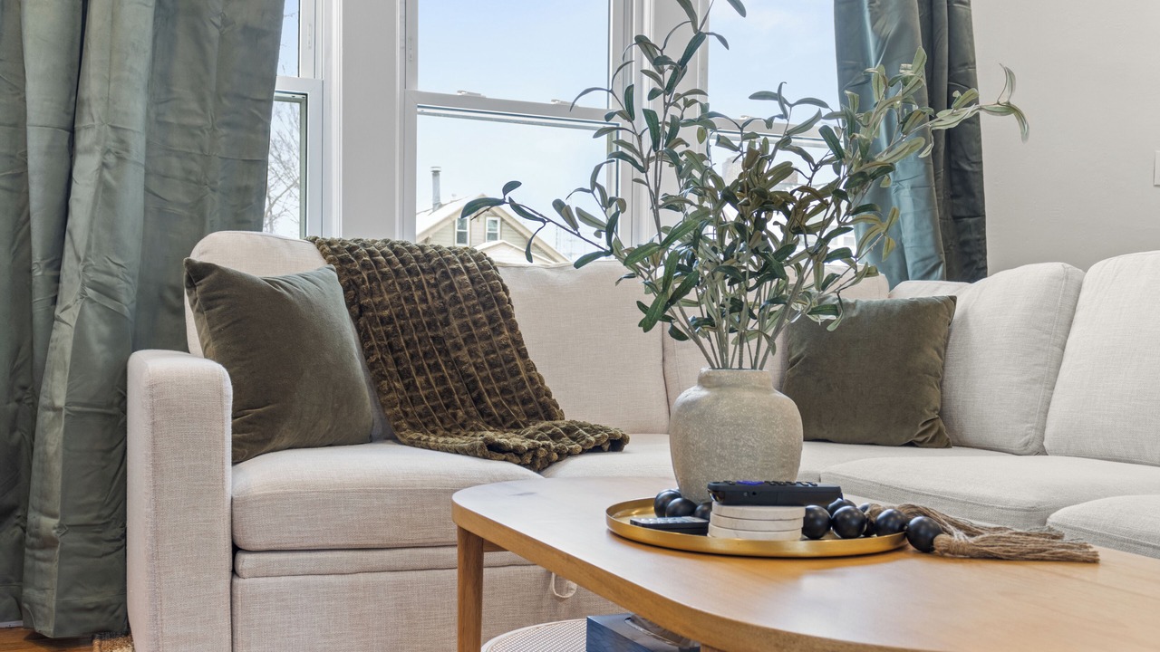 Photo of Livingroom in Royal Oak