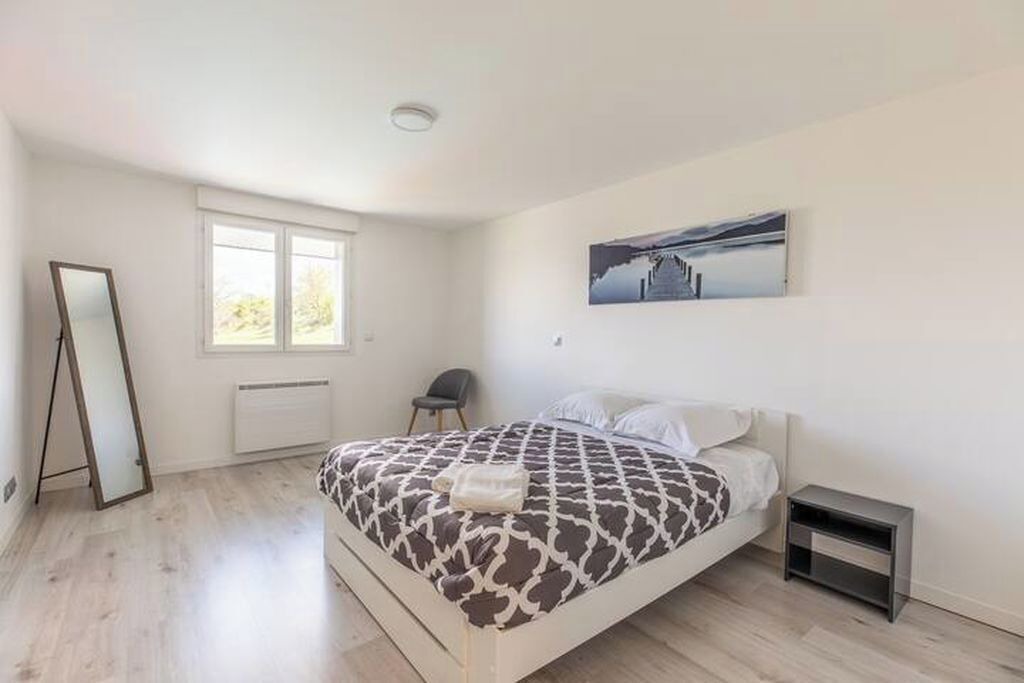Photo of Bedroom in La Roche-Blanche
