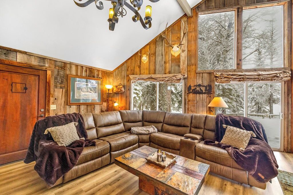 Photo of Bedroom in Tamarack Resort
