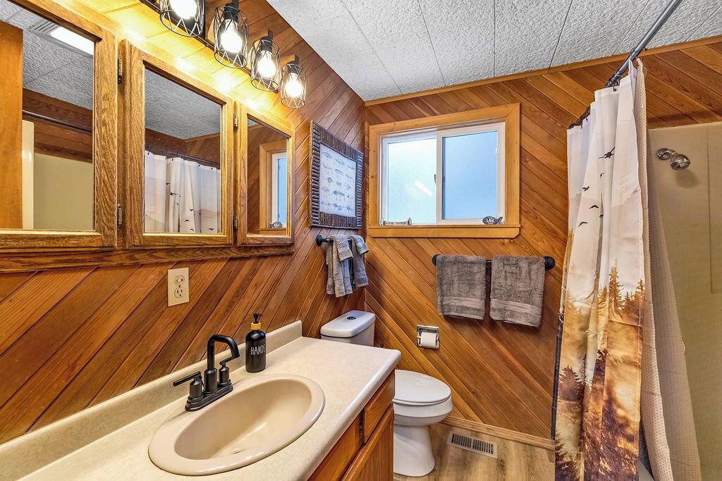 Photo of Bathroom in Tamarack Resort