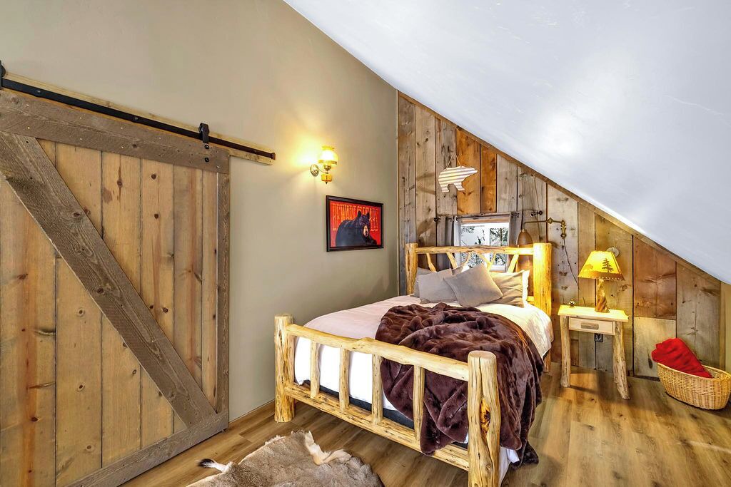 Photo of Bedroom in Tamarack Resort