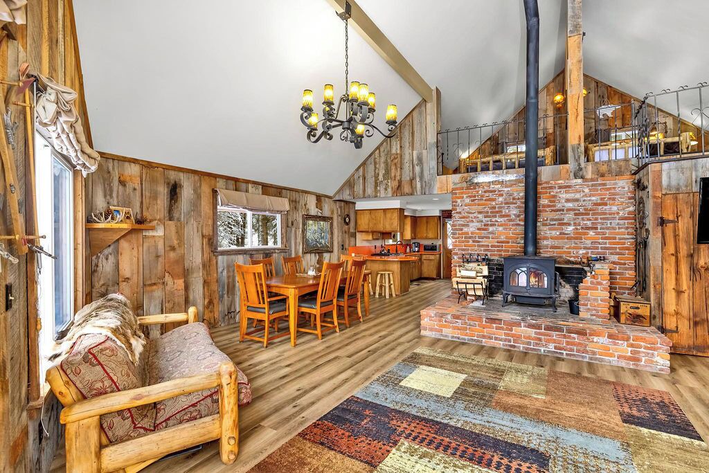 Photo of Livingroom in Tamarack Resort