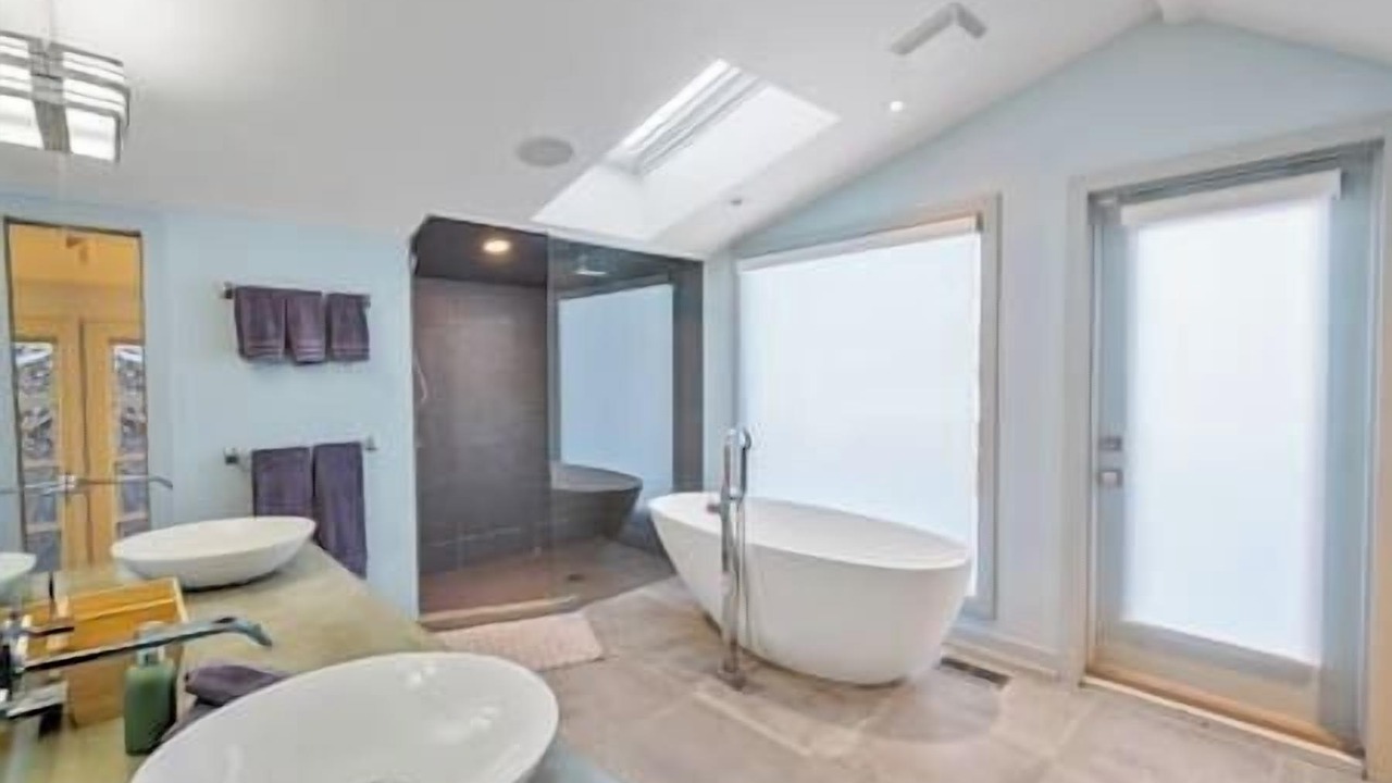 Photo of Bathroom in Kensington