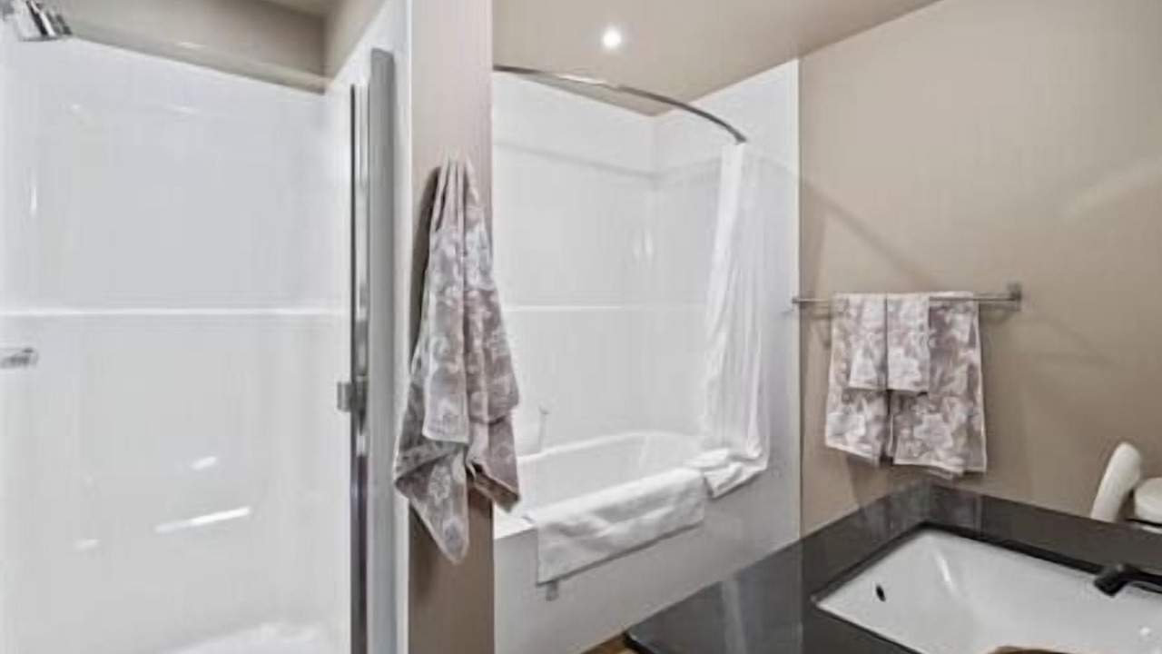 Photo of Bathroom in Victoria Park