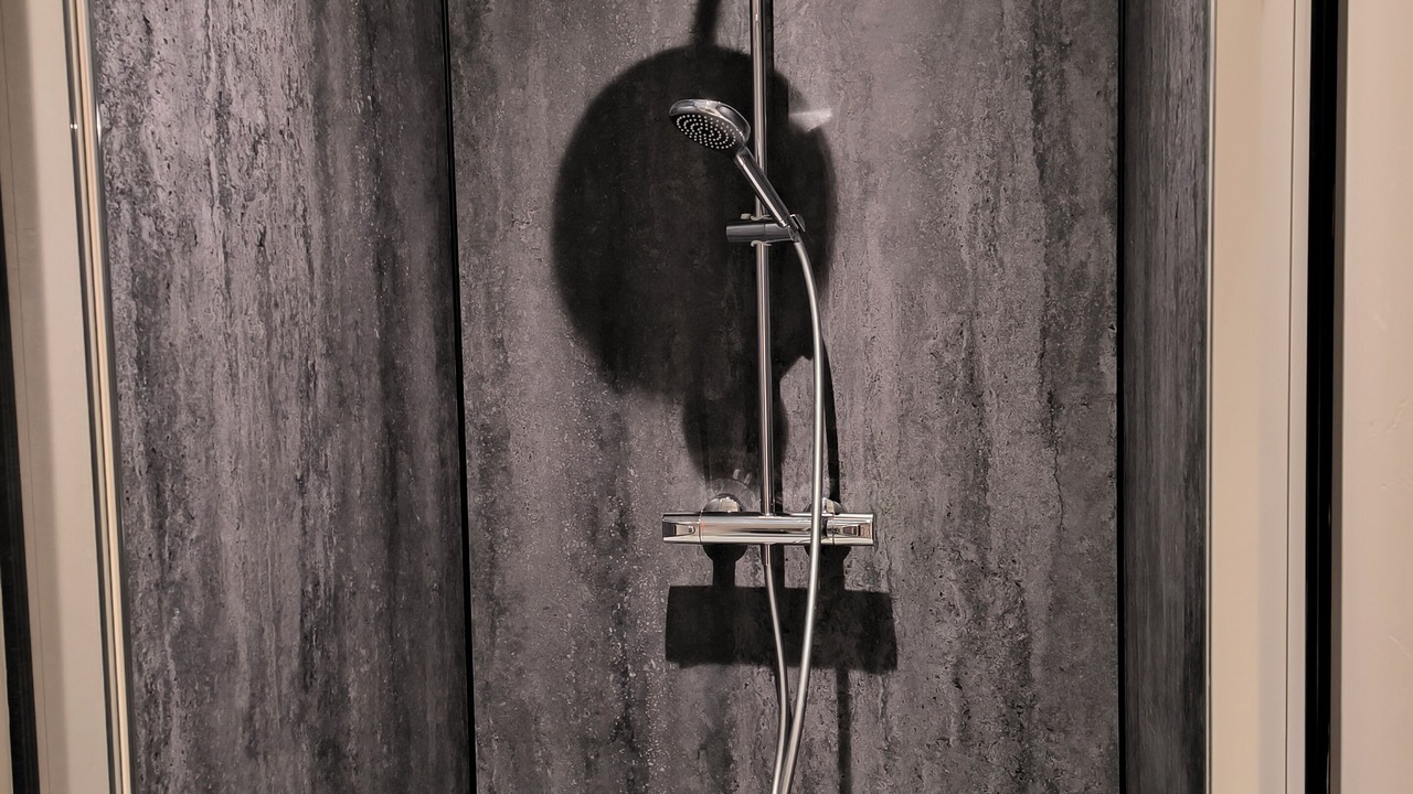 Photo of Bathroom in Dole